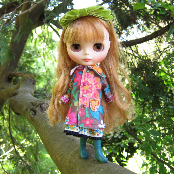 Blythe-doll-clothes-pea-coat-