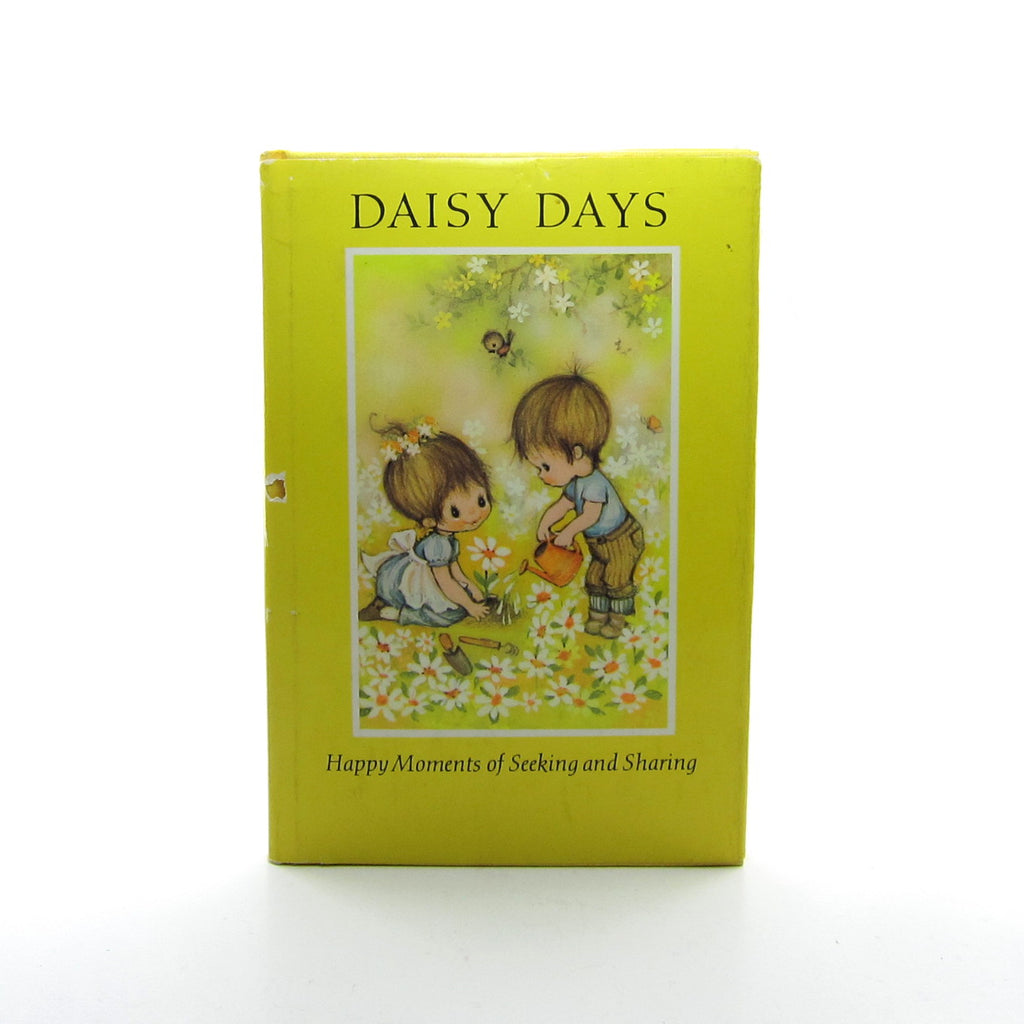 Daisy Days Vintage 1970 Hallmark Mini Book - Happy Moments of Seeking and Sharing