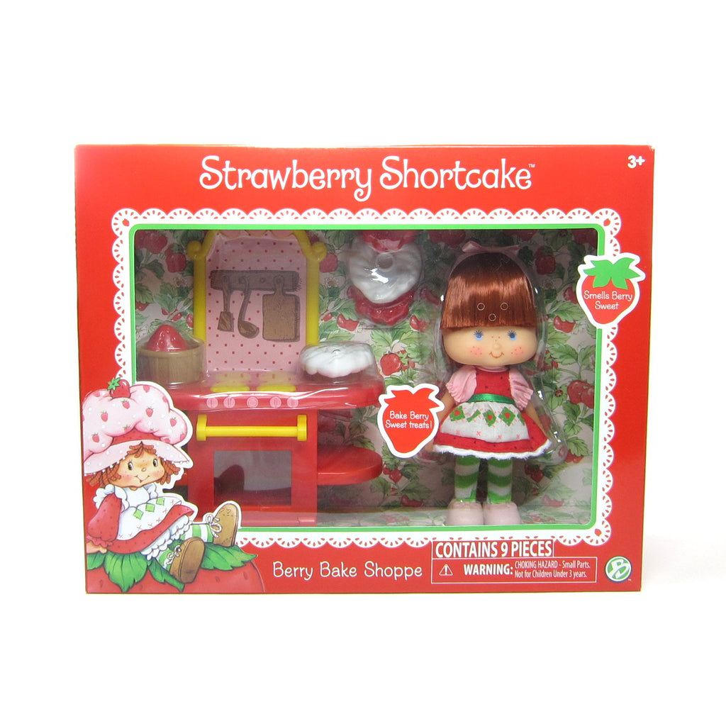 Berry Bake Shoppe Strawberry Shortcake Reissue Classic Doll & Playset