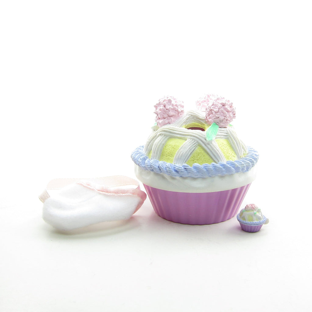 Lemon Meringue Pie Crib Tea Bunnies Baby Toy with Accessories