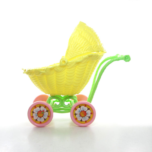 Strawberry shortcake outlet stroller