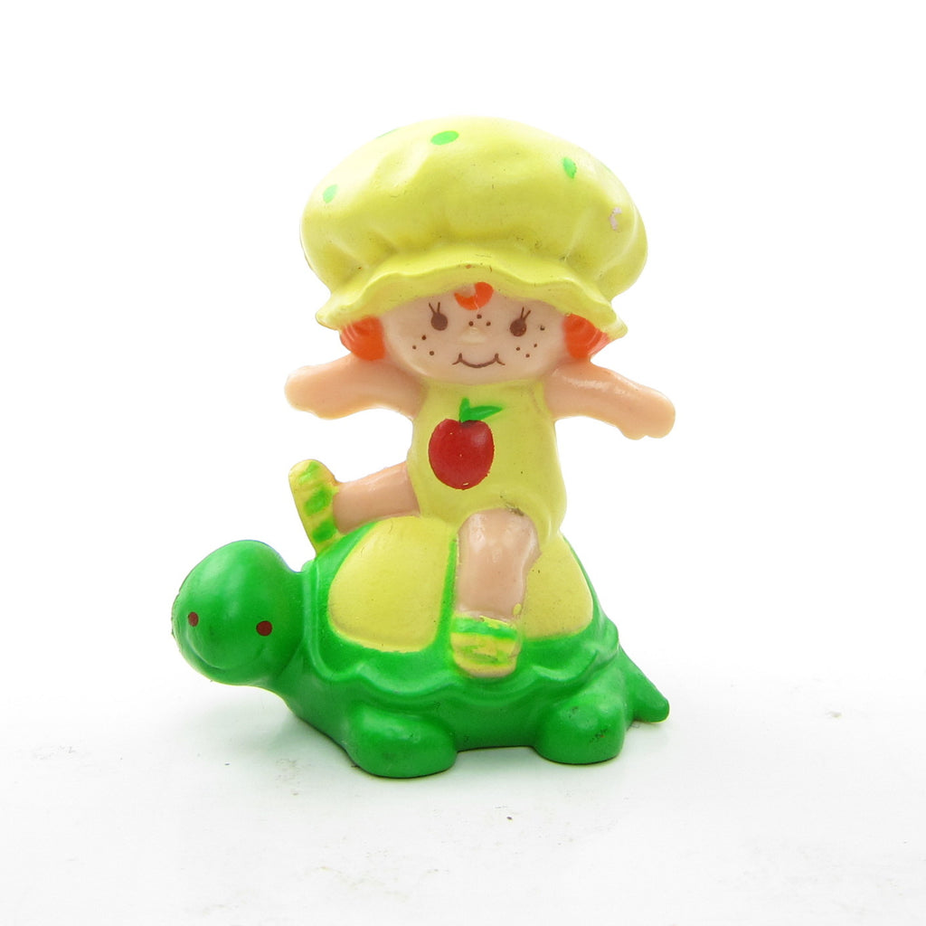 Apple Dumplin on Tea Time Turtle Strawberrry Shortcake Miniature Figurine