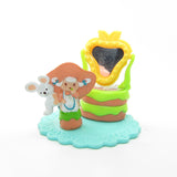 Apricot and Hopsalot play at the vanity miniature figurine set