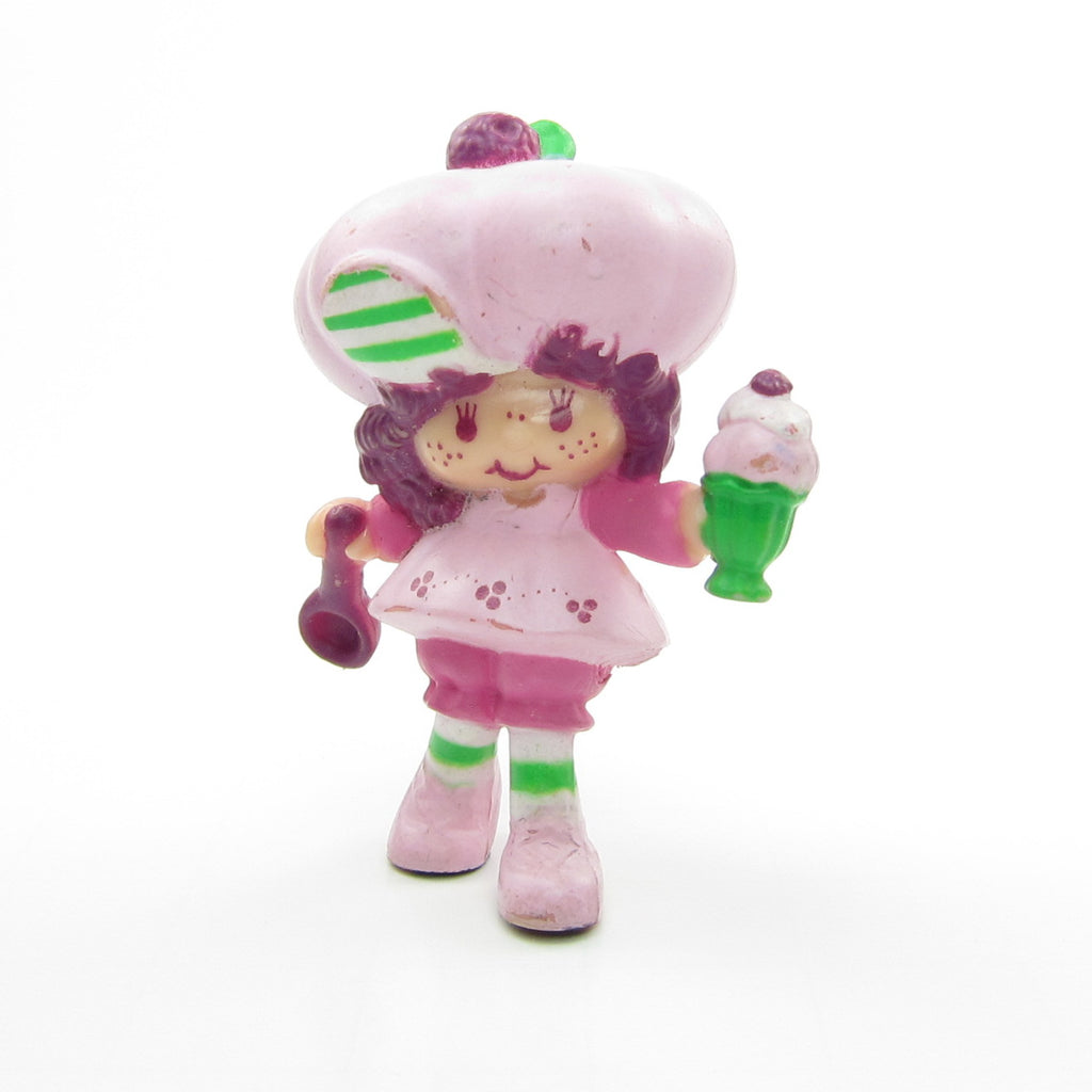 Raspberry Tart with a Tasty Sundae PVC Strawberry Shortcake Figurine