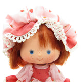 Strawberry Shortcake Party Pleaser doll with Custard Cat pet