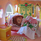 Bed for Strawberry Shortcake Berry Happy Home dollhouse