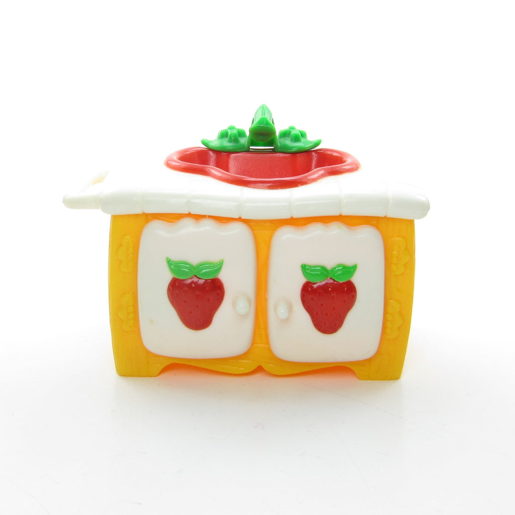 Kitchen Sink for Strawberry Shortcake Berry Happy Home Dollhouse