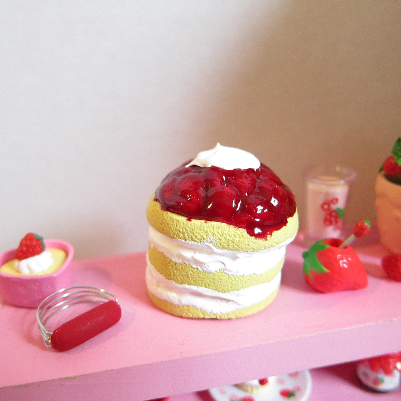 Claystationyong: Our mini cakes are handmade from polymer clay - for sale.