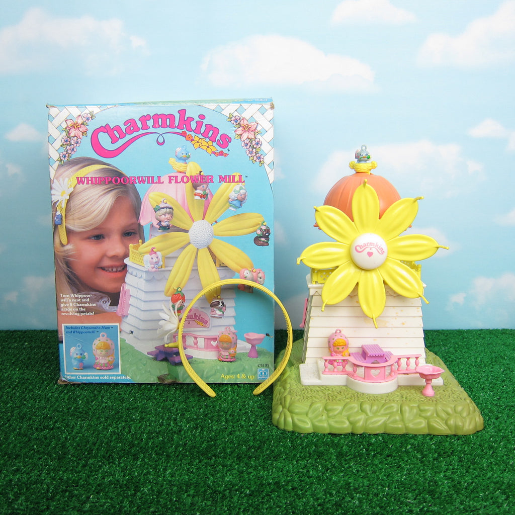 Charmkins Flower Mill Play Set Windmill with Whippoorwill, Chrysanthemum & Furniture