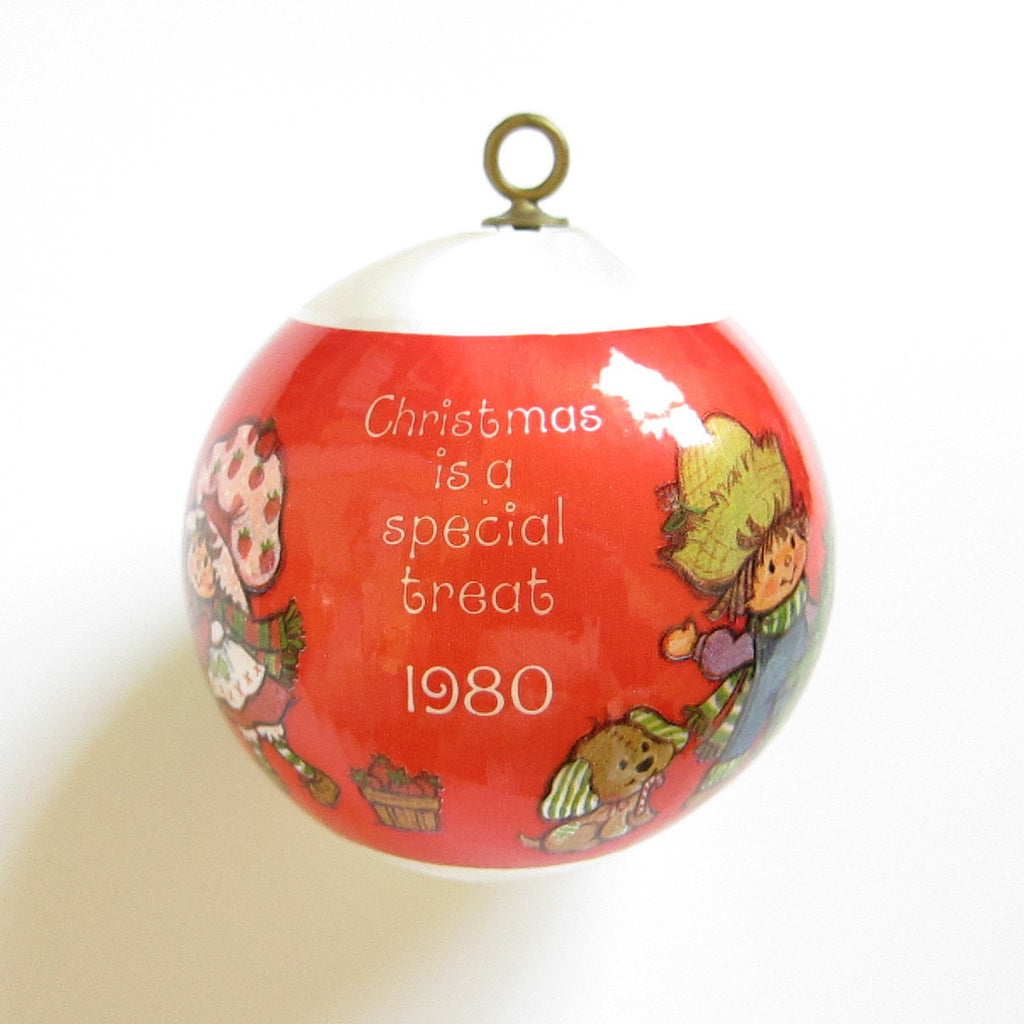 1980 Christmas is a Special Treat Strawberry Shortcake Silk Ball Ornament