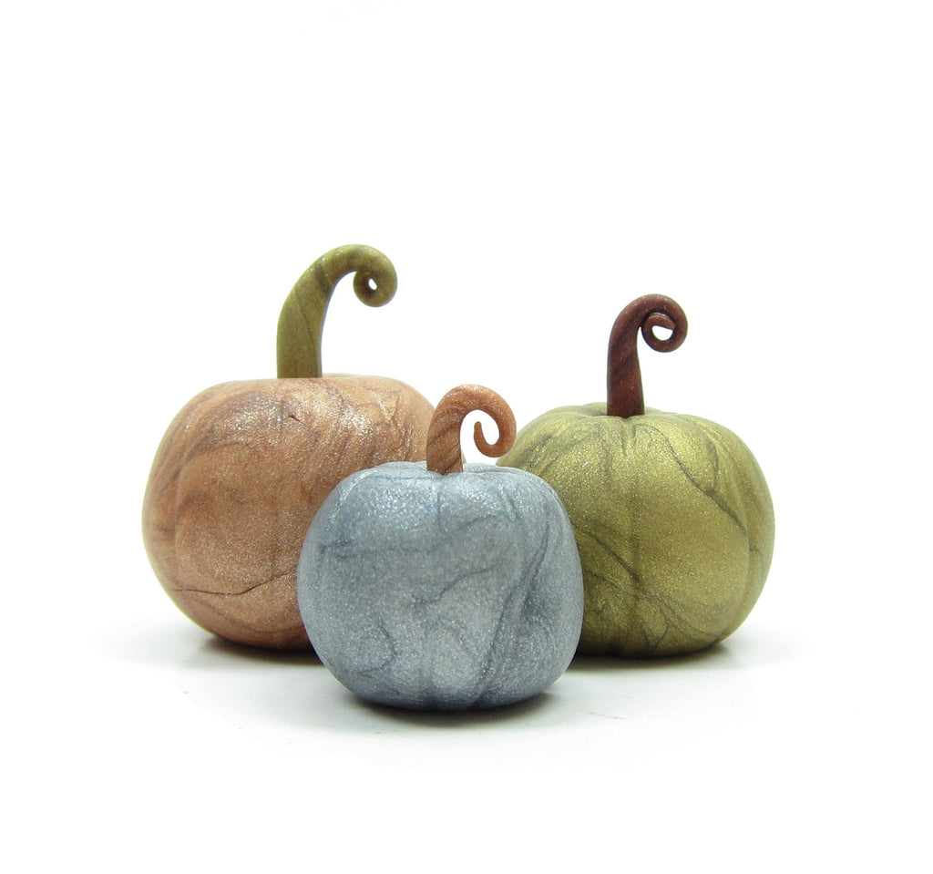 Miniature Pumpkins Polymer Clay Metallic Pumpkin Figurines for Autumn, Thanksgiving