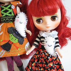 Miniature felt ghost toy for Blythe dolls