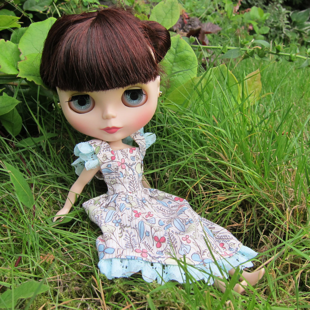 Blythe Dress Mori Girl Style with Pastel Flowers, Aqua Blue Lace for Neo Dolls