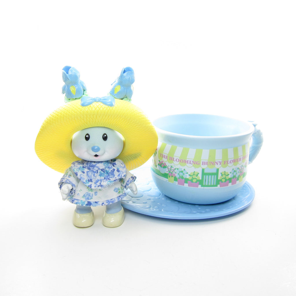 Iris Bouquet & the Blooming Bunny Flower Shop Tea Bunnies Toy