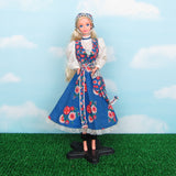 Norwegian Barbie vintage 1995 Dolls of the World Collector Edition