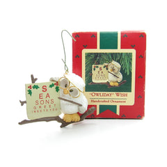 Hallmark "Owliday" Wish Seasons Greetings to you 1987 ornament