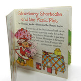 Strawberry Shortcake and the Picnic Plot Little Pops book