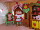 Grandfather clock in Strawberry Shortcake Berry Cheery Living Room