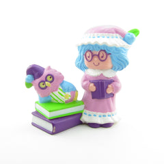 Plum Puddin Reading to Elderberry Owl Strawberry Shortcake miniature figurine