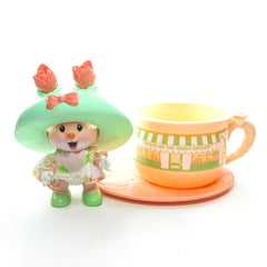 Tulip Blossom and the Greens on the Green Grocer Tea Bunnies toy