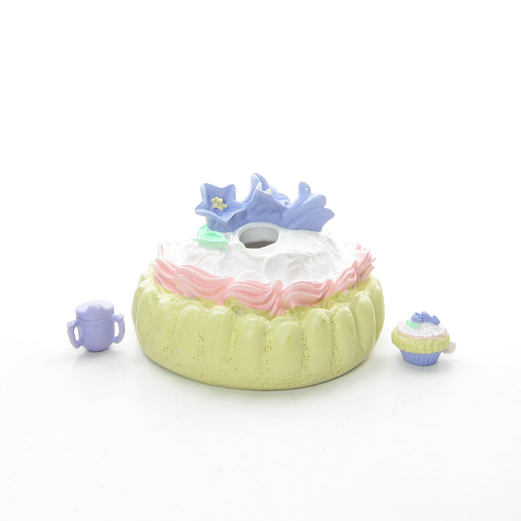 Ladyfingers Cake Crib Tea Bunnies Baby Toy with Accessories