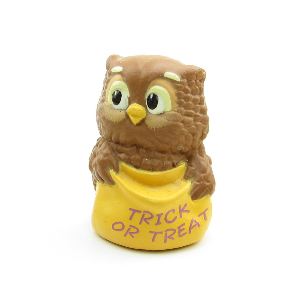 Trick or Treat Owl Hallmark 1988 Halloween Merry Miniatures Figurine
