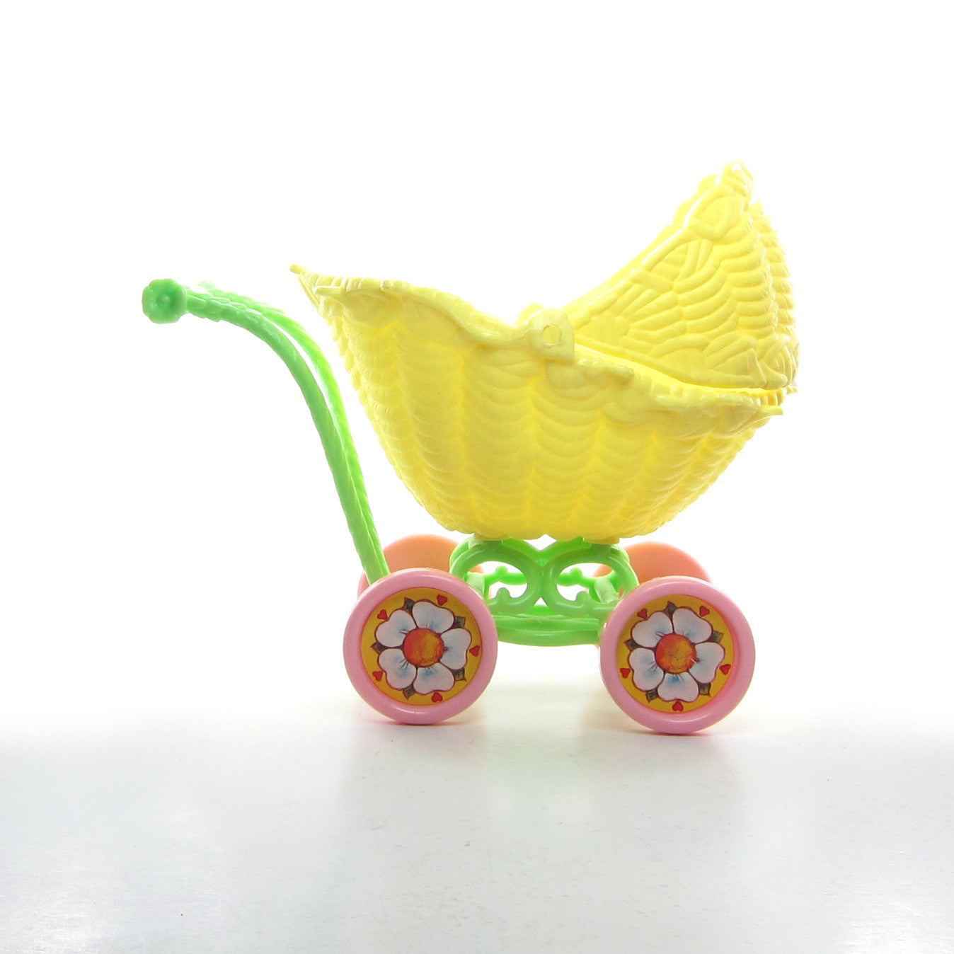 Berry Baby Buggy Strawberry Shortcake Doll Stroller Brown Eyed Rose