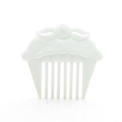 White cupcake comb for Cherry Merry Muffin dolls